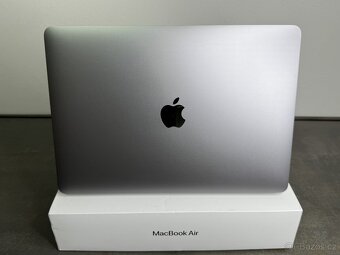 MacBook Air 13'' 2020 / M1 / 8GB / 256GB SSD / Space Gray - 6