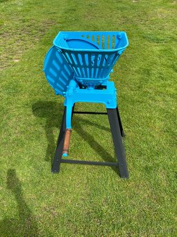 struhadlo starý mlýnek litina zahradní dekorace šrotovník - 6