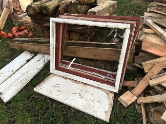 Stará dřevěná dvojitá okna z chalupy 4 ks - 6