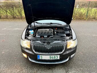 Škoda Superb 2.0TDI 103KW DSG ELEGANCE - 6