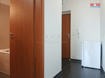 Pronájem bytu 1+kk, 35 m², Opava, ul. Hálkova - 6