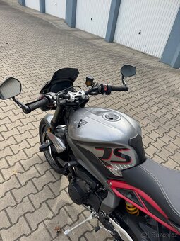 Triumph Street Triple 765 RS s doplňky přes 20 tis., 790 km - 6