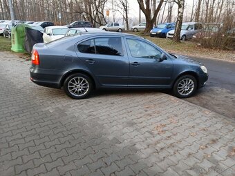 Škoda Octavia 2 1.2tsi elegance 77kw 2010 2 Maj. - 6