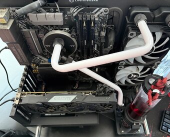 Herní PC i7 8700 - 6