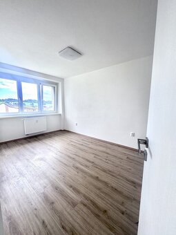 Komfortní a klidný byt 2+kk, s balkónem, po rekonstrukci, v - 6