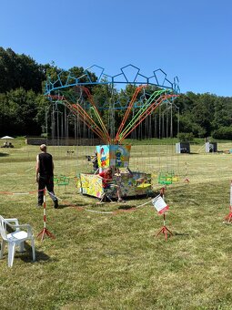 Skákací hrady, nafukovací atrakce, rodeo býk, kolotoč - 6