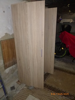 Prodám šatní skříně - 6