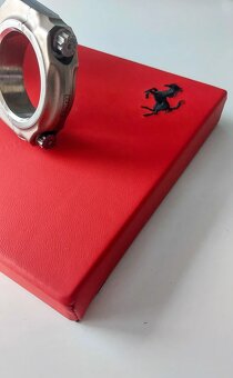 Originální ojnice s pístem Ferrari - Trofej - 6