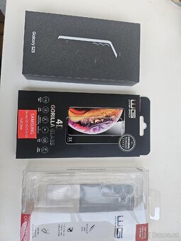 Nový Samsung Galaxy S25 12GB/126GB Navy - 6