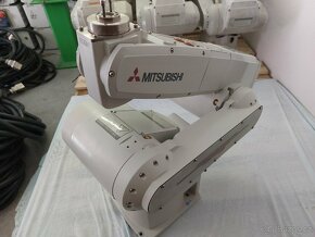 Průmyslový robot - MITSUBISHI ELECTRIC - 6osý - 6