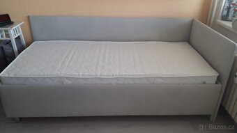 Čalouněná postel s úložným prostorem - 6