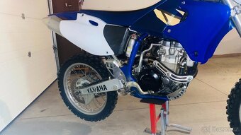 Yamaha YZ 426 - 6