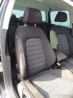 VW Passat B6 1.9 TDi 77kW Tažné Výhřevy Nová STK - 6