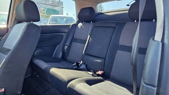 Volkswagen Golf 1,6i - 6