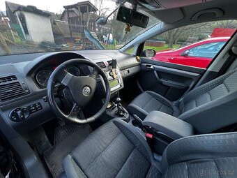 Volkswagen Touran 1.9 tdi, rv 2007, bez koroze - 6