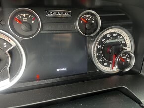 Dodge Ram 2500 Cummins - 6