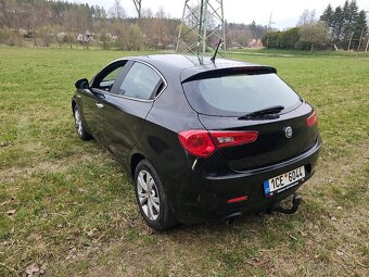Alfa Romeo Gulieta 1.4 Turbo Benzín r.v 2010 - 6