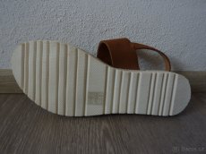 Dámské hnědo-zlaté sandálky zn. Baťa, vel. 39 - 6