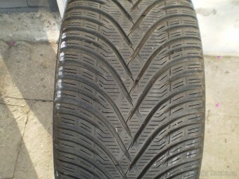 225/45r18 - 6