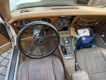 Chevrolet corvette c3 - 6