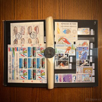 Album známek ( různé ) katalogová cena /15 600,- kč - 6