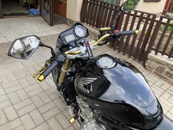 Honda CB 600F Hornet - 6