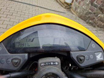 Honda Hornet 600 - 6