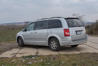 2010 Chrysler Town Country 4,0 - 6