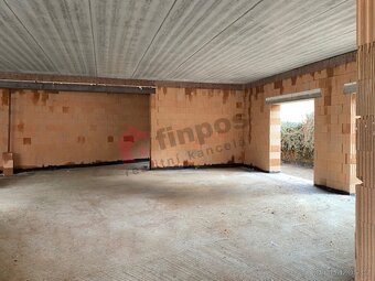 Pronájem obchodního prostoru 280 m2 v Oslavanech, okres Brno - 6