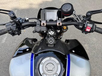 Yamaha MT-09 SP - Custom - 6