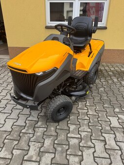 Zahradní traktor STIGA Estate 7102 - 6