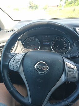 QASHQAI Acenta 1,6 DIG-T 160 - 6