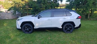Toyota RAV4 2.5 Hybrid Selection 4x4 Čr - 6