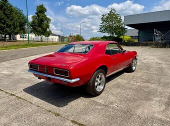 Chevrolet Camaro RS 1967 – ikona amerických aut - 6