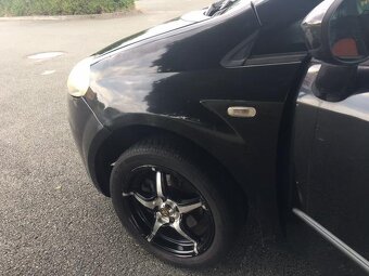 FIAT GRANDE PUNTO 1.4 - 6