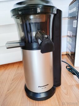 Šnekový odšťavňovač Panasonic MJ-L500 - 6