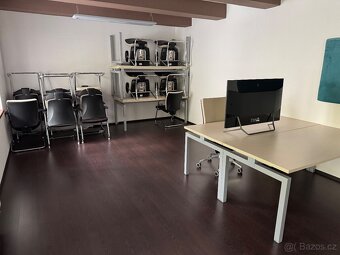 Vybavení kanceláře / stůl / židle / skříně / gauč - 6