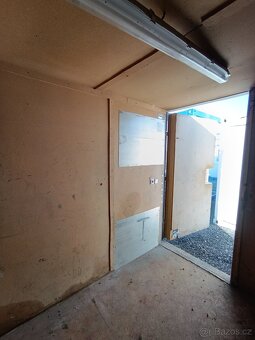 Zateplený skladový kontejner IZZY 3x2,5m (10ft) - 6