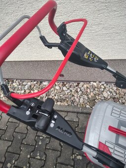 Benzinová sekačka na trávu AL-KO - 6