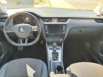 Škoda Octavia III ELEGANCE combi 2.0TDi DSG XENON - 6