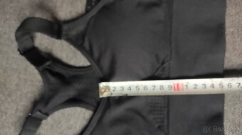 Sportovní podprsenka Hunkemöller vel.S/79-84/168 - 6