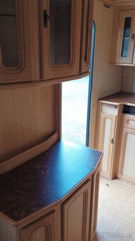 Karavan LMC 430 + predstan - 6