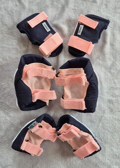Dětské brusle Oxelo 28-30 včetně chráničů 2XS - 6