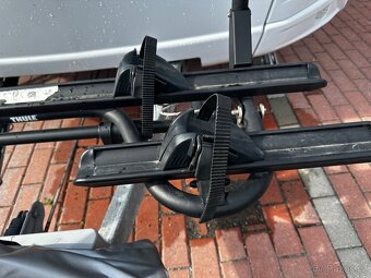 Thule Caravan Superb XT Schwartz - nosič na oj - 6