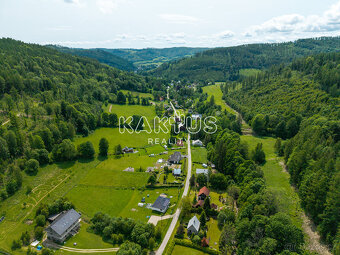 Prodej pozemku s možností výstavby RD o ploše 2870 m² v obci - 6