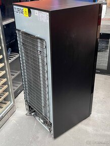 Vinoteka Barossa 102D, Zaruka - 6