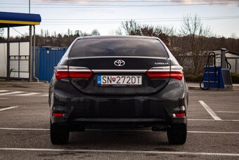 Toyota Corolla sedan 1.6 Ececutive - 6
