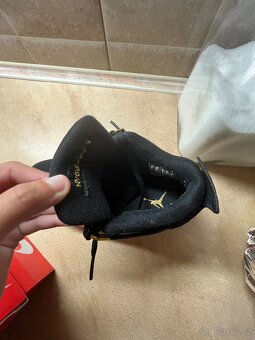 Air Jordan 4 retro royalty - 6