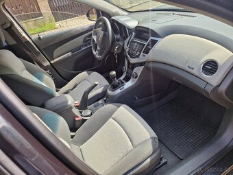 Chevrolet Cruze 1.6 benzin - původ ČR - 6