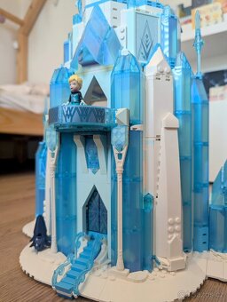 LEGO 43197 Ledový zámek - 6